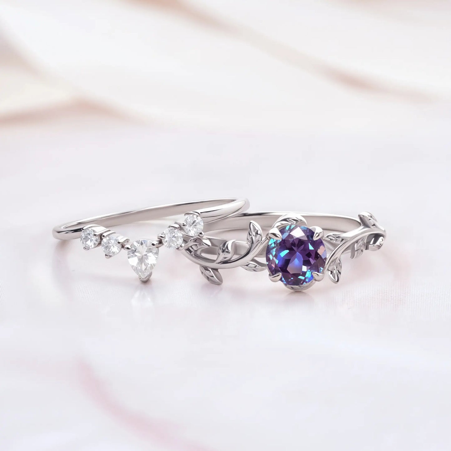 Twigs ring set with Alexandrite and Topaz
