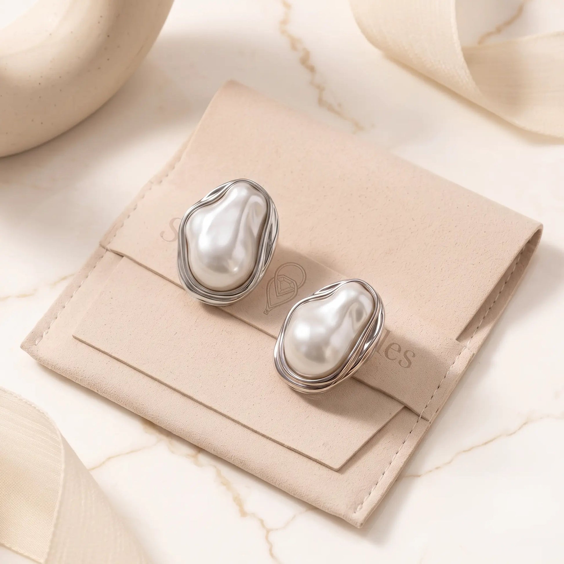 Baroque Pearl Earrings   Earrings Starry Cradles