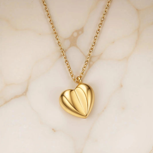 Heart-shaped pendant necklace  18K-Yellow-Gold Necklaces Starry Cradles 99.00