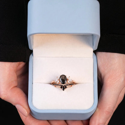 Unique engagement ring set - Starry Cradles