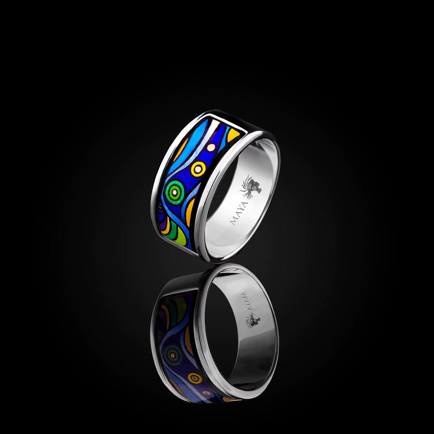 White gold ring with the painting of Van Gogh's "Starry Night"